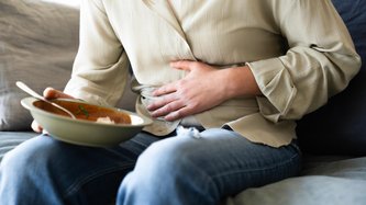 Dispepsi (Hazımsızlık) Nedir? Belirtileri ve Tedavisi