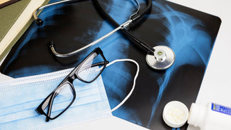 İdiyopatik Pulmoner Fibrozis (Akciğer Sertleşmesi): Nedir, Belirtileri, Tedavisi