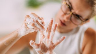 Obsesif Kompulsif Bozukluk (OKB) Nedir? Belirtileri Nelerdir?