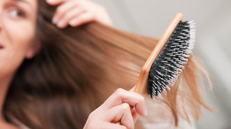 Saç Dökülmesine Ne İyi Gelir? Saç Dökülmesi Nasıl Geçer?